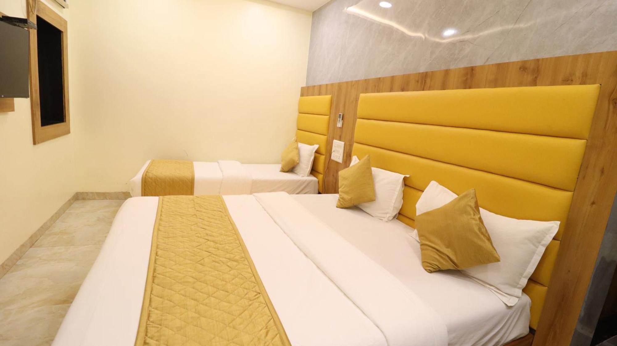 Hotel National - Grant Road 뭄바이 외부 사진