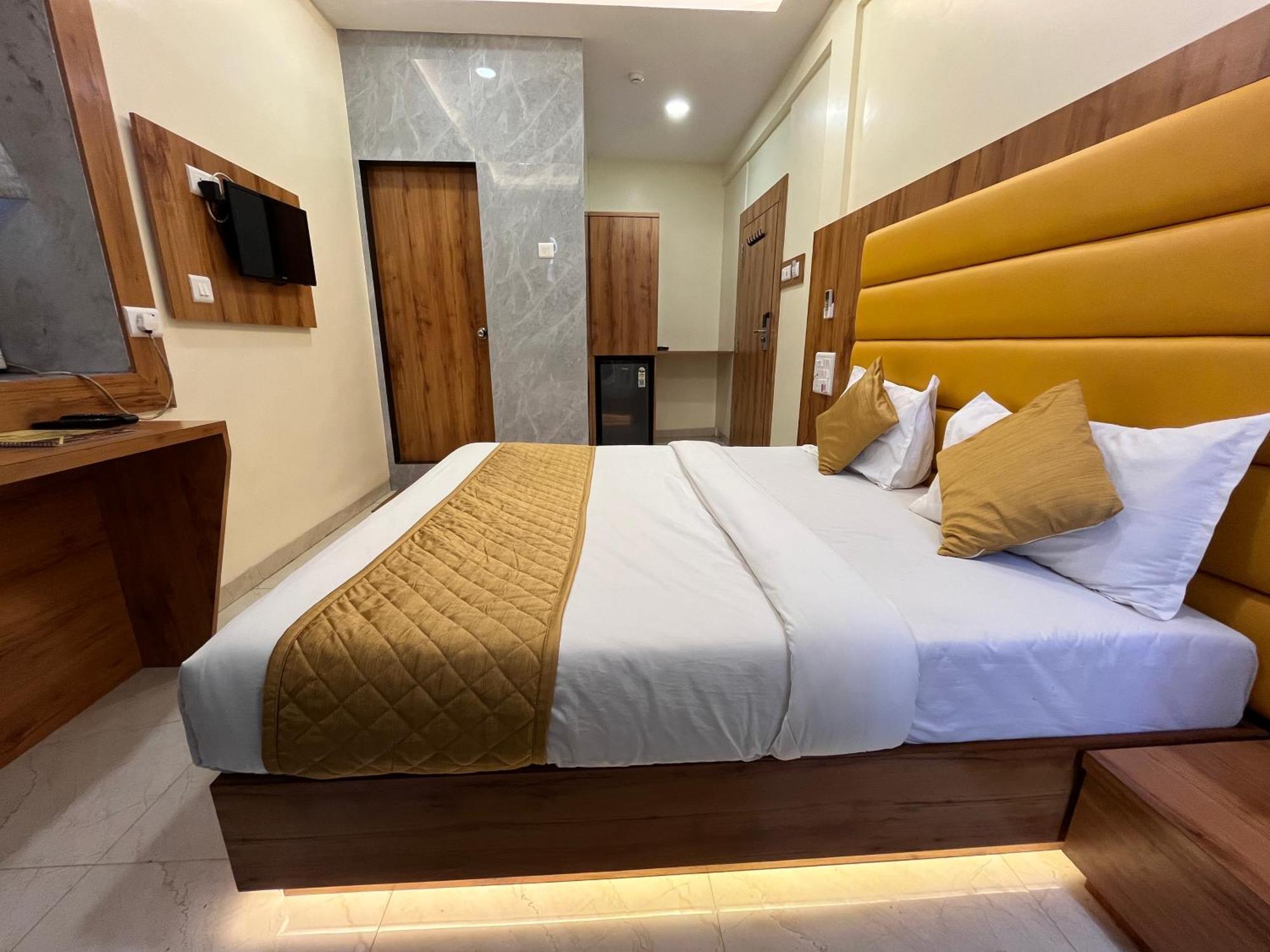 Hotel National - Grant Road 뭄바이 외부 사진