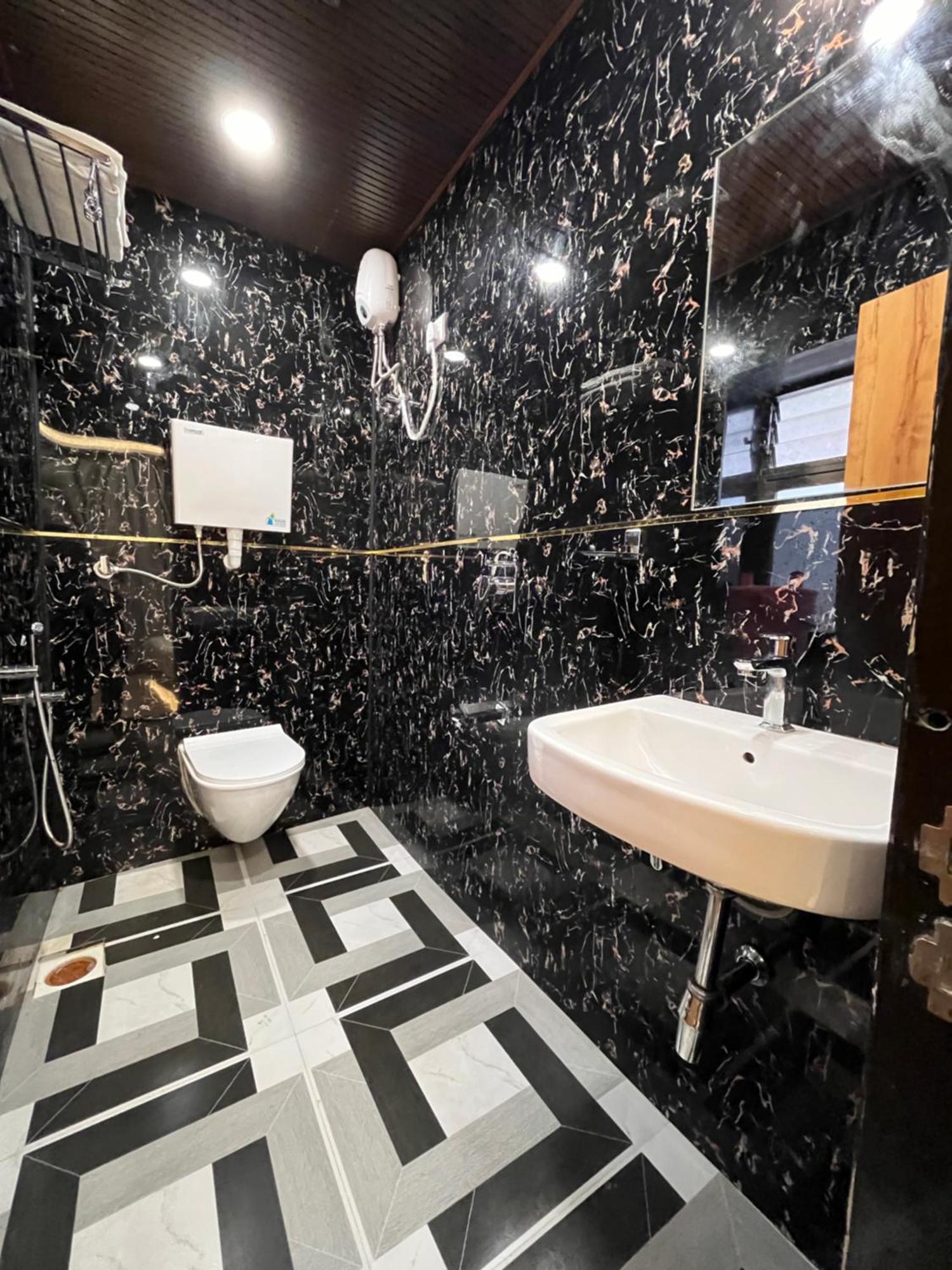 Hotel National - Grant Road 뭄바이 외부 사진