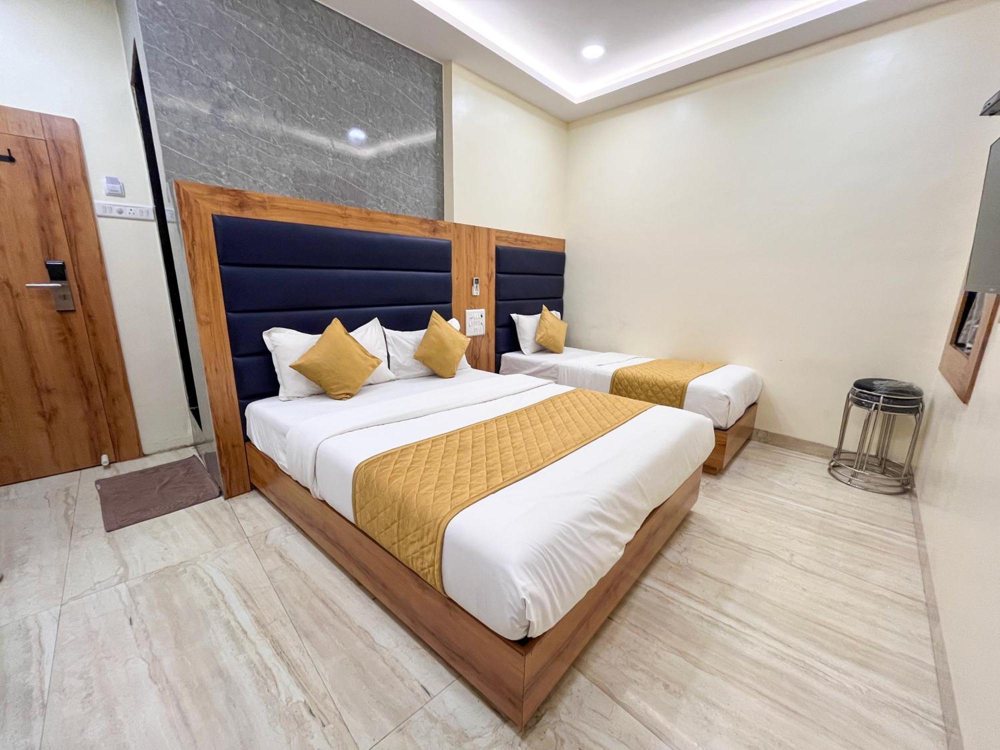 Hotel National - Grant Road 뭄바이 외부 사진