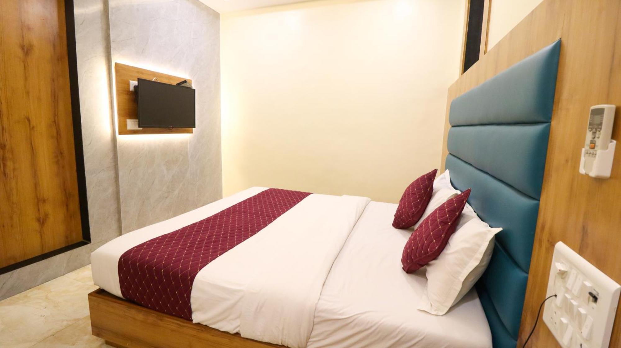 Hotel National - Grant Road 뭄바이 외부 사진