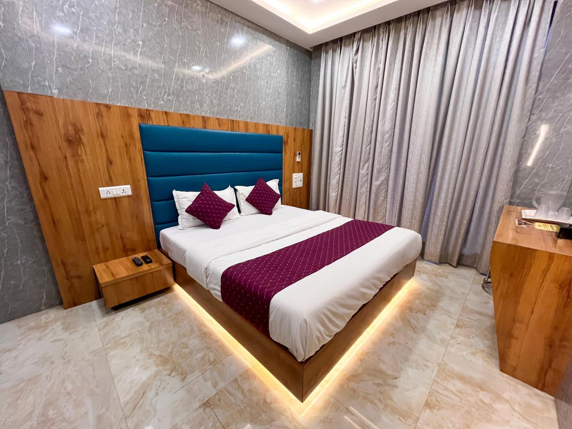 Hotel National - Grant Road 뭄바이 외부 사진
